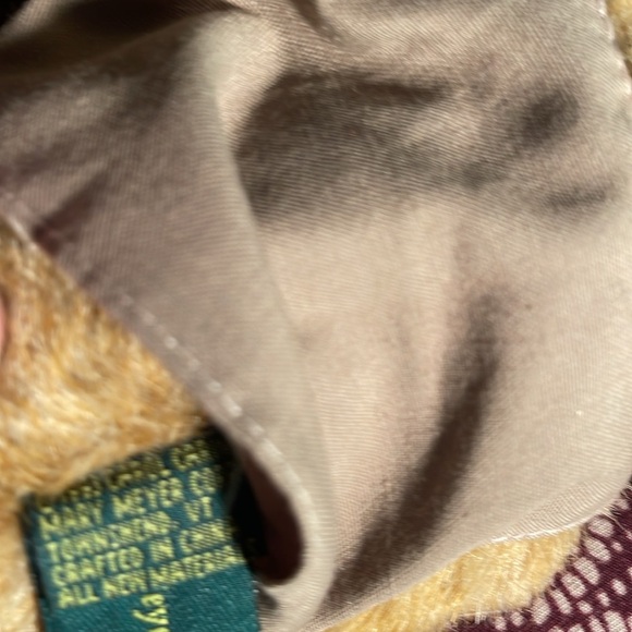 11” Mary Meyer “Haystack” with fishing vest and pole - Picture 8 of 8